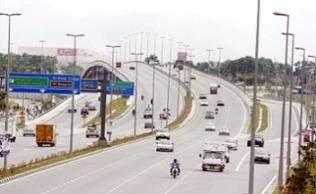 1 Senario Do Nothing Senario Do Nothing mengambil andaian pertumbuhan trafik masa hadapan dengan mengekalkan pecahan mod semasa, tiada penambahbaikan jalan, tiada pembinaan jalan baru, tiada