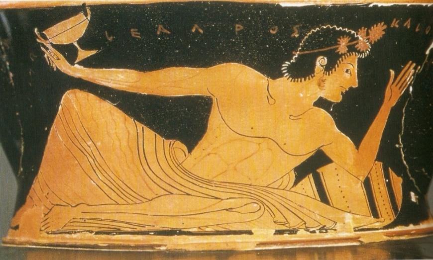 Κατά τους κλασικούς χρόνους τα πρόσωπα στα γλυπτά φτάνουν σε απίστευτα ρεαλιστικά αποτελέσματα,οι αρχαίοι έλληνες αντιγράφουν αυτό που βλέπουν και θέλουν να πλησίαζει το