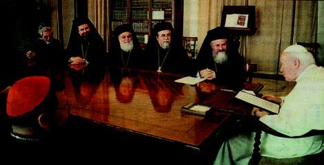 Τοιουτρόπως, τὸ βασικὸ δόγμα τοῦ συγκρητιστικοῦ Οἰκουμενισμοῦ, δηλαδὴ ἡ γνωστὴ θεολογία τῆς Κοινῆς Διακονίας τοῦ κόσμου ἀπὸ τὴν Αλήθεια καὶ τὴν Αἵρεσι ὁμοῦ, προωθεῖται de facto καὶ ἐρήμην τῆς