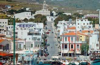 περιστερώνες θα καταλήξουμε στην παραλία του Αγίου Φωκά, κοντά στο ξενοδοχείο μας. Ώρες πορείας: 5.30 περίπου.