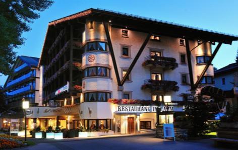 03 480 ALPENHOTEL FALL IN LOVE 4* - SEEFELD Bed and breakfast basis