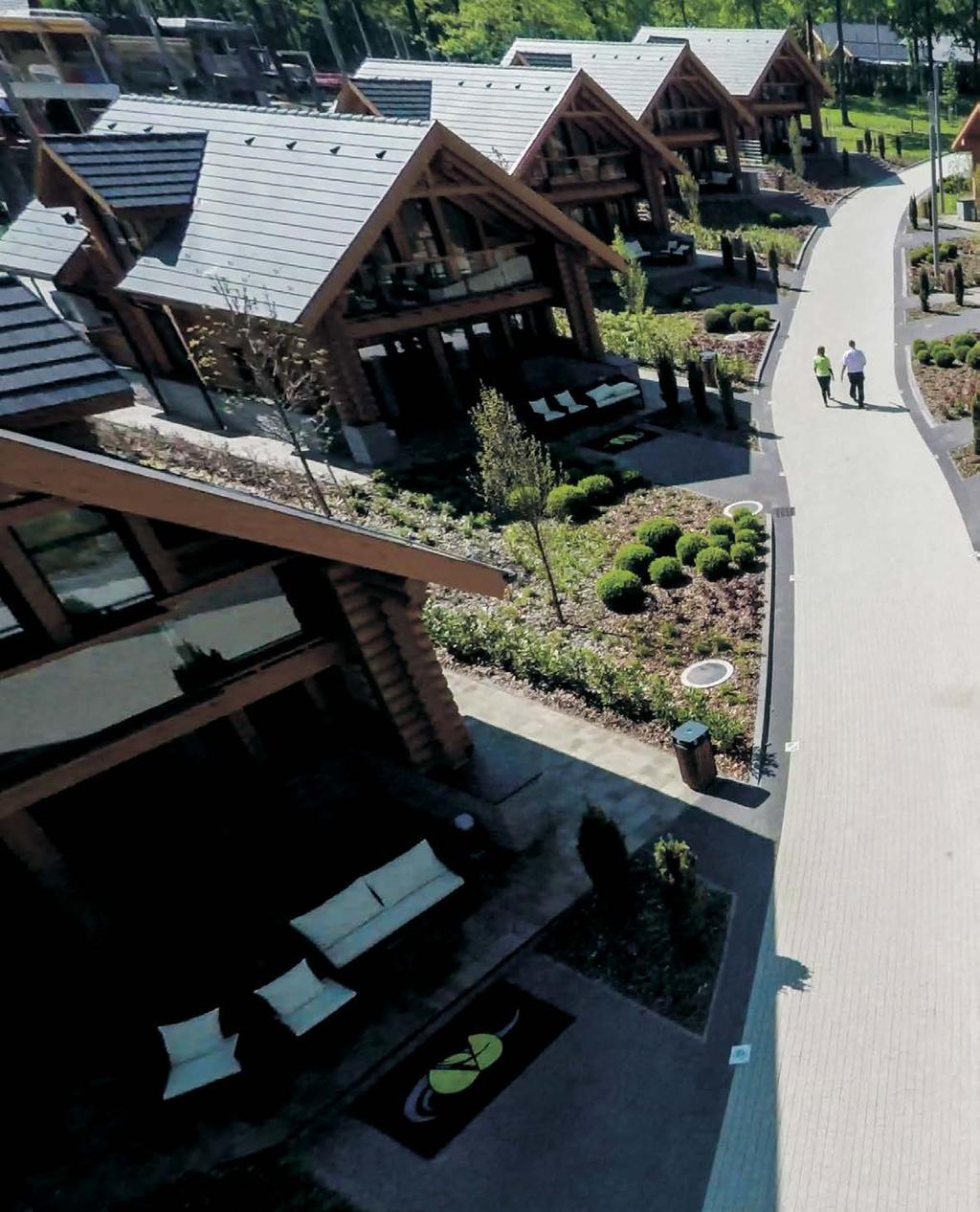 REFERENCE Avalon Park Rešenja iz šest Mapei grupa proizvoda, za završetak prestižnog kompleksa za promociju turizma u istočnoj Mađarskoj Istočna Mađarska je oblast u kojoj se nalaze mnoge prirodne
