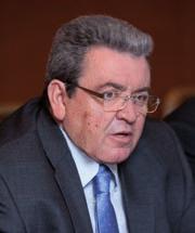 Γράμμα από τον Πρόεδρο του Δ.Σ. της ΕΕΔΕ ΚΎΡΙΟΣ ΆΞΟΝΑΣ ΑΝΆΠΤΥΞΗΣ ΕΊΝΑΙ Ο ΆΝΘΡΩΠΟΣ του Κωνσταντίνου Π. Λαμπρινόπουλου Πολλά έχουν ειπωθεί για την κρίση και για τους λόγους που την προκάλεσαν.