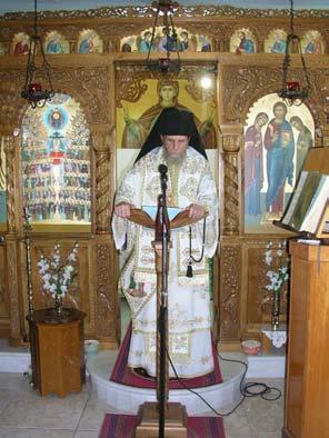 Στὴ διάρκεια τοῦ Κοινωνικοῦ, ὁ Θεοφιλέστατος μᾶς ἀνέλυσε τὴν Εὐαγγελικὴ Περικοπὴ τῆς ἡμέρας καὶ συγκεκριμένα τὰ δύο μεγάλα θαύματα τοῦ Χριστοῦ μας: α) τὸ θαῦμα τῆς ἀναστάσεως τῆς θυγατρὸς τοῦ Ιαείρου