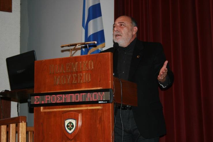 τον Γενικό Γραμματέα Ευάγγελο Τριγώνη
