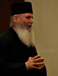 Răspuns: Căci Aceasta s-a arătat Cer și Biserică a Dumnezeirii.