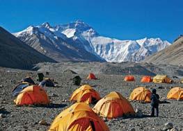 Latitudes Great trips Oct-Dec 10 HIMALAYAN TREK IN NEPAL TREKKING ΣΤΗ ΒΑΣΗ ΤΟΥ ΕΒΕΡΕΣΤ From L.