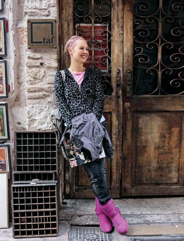 leisure 3 perfect days traveller Anta Livitsanou Άντα Λιβιτσάνου THE ACTRESS Η ΗΘΟΠΟΙΟΣ What are the two places you would absolutely suggest for three perfect days in Athens?