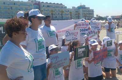 Δράσεις ανά χώρα: εκστρατεία «Υποστήριξε. Μην Τιμωρείς». Αλβανία - Aksion Plus Για πρώτη φορά φέτος, η οργάνωση Aksion Plus υποστήριξε την παγκόσμια εκστρατεία "Support. Don t Punish".