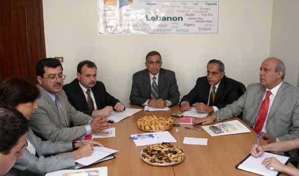 Δεν είναι λίγες οι περιπτώσεις στις οποίες η ύπαρξη έστω και ενός προβληματικού μέλους δημιουργεί πρόβλημα σε όλη την ομάδα αφού αποσυντονίζει και απορυθμίζει τη συνεργασία των υπολοίπων μελών και