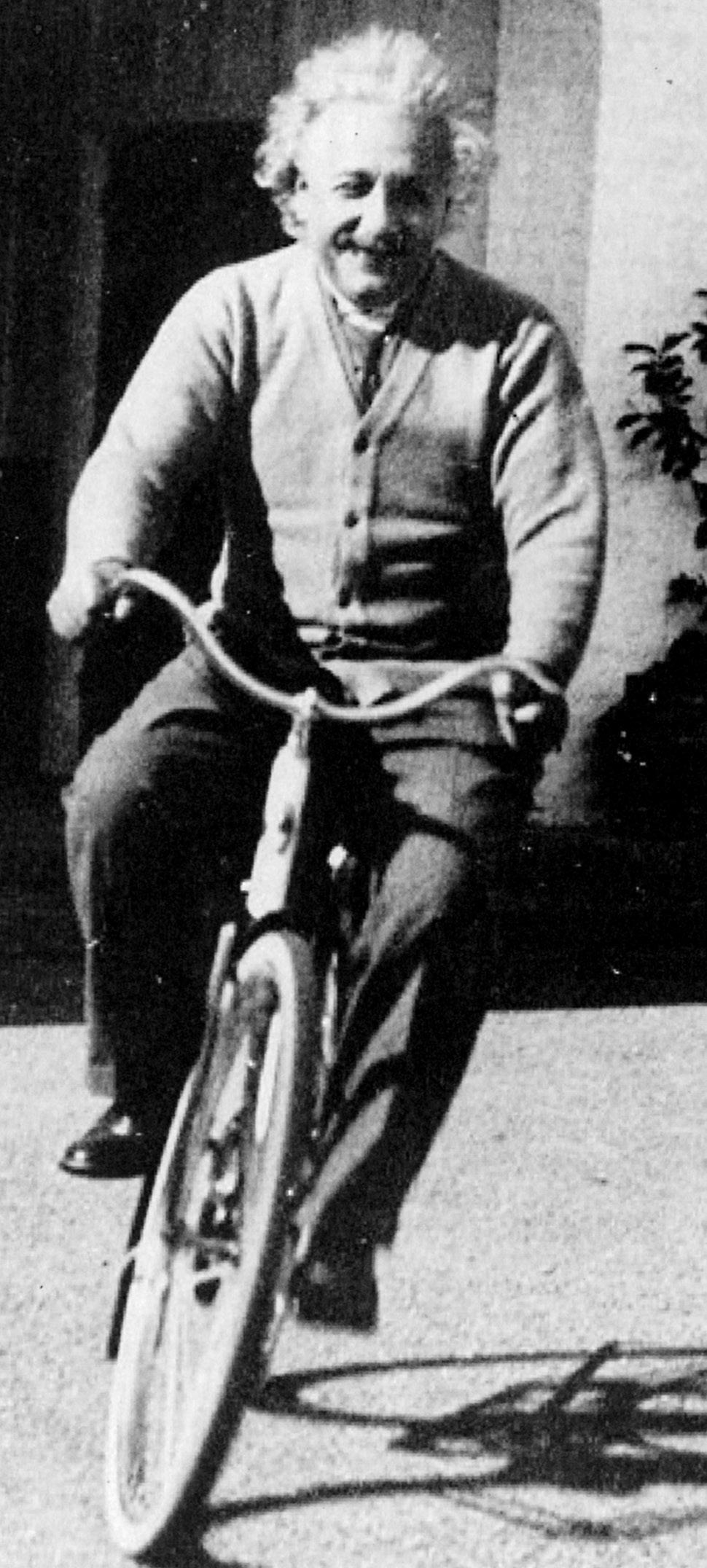 6 ΘΕΩΡΙΑ ΤΗΣ ΣΧΕΤΙΚΟΤΗΤΑΣ Πείραμα Michelson-Morley Σχετικότητα χρόνου Σχετικότητα μήκους