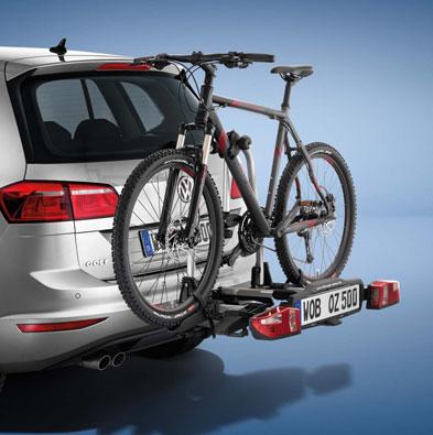 Γνήσια Αξεσουάρ Volkswagen 01 Χάρη στην βάση για ποδήλατα που κλειδώνει για το σύστημα έλξης (κοτσαδόρος) μπορείτε να