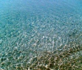 3. Αναζήτησε πληροφορίες για τα παρακάτω θέματα: α. Την επάρκεια σε πόσιμο νερό στην Αφρική. β. Το πρόβλημα της λειψυδρίας στη Μέση Ανατολή και την αντιμετώπισή του. γ. Περιοχές της Γης όπου υπάρχουν διαμάχες για τα ποτάμια.