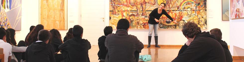 Στο μουσείο οι Ακρίτες μας είχαν την ευκαιρία να ξεναγηθούν και να θαυμάσουν τα διάφορα εκθέματα, κυρίως πίνακες ζωγραφικής. Είδαν όμως και μία έκθεση αρχιτεκτονικής.