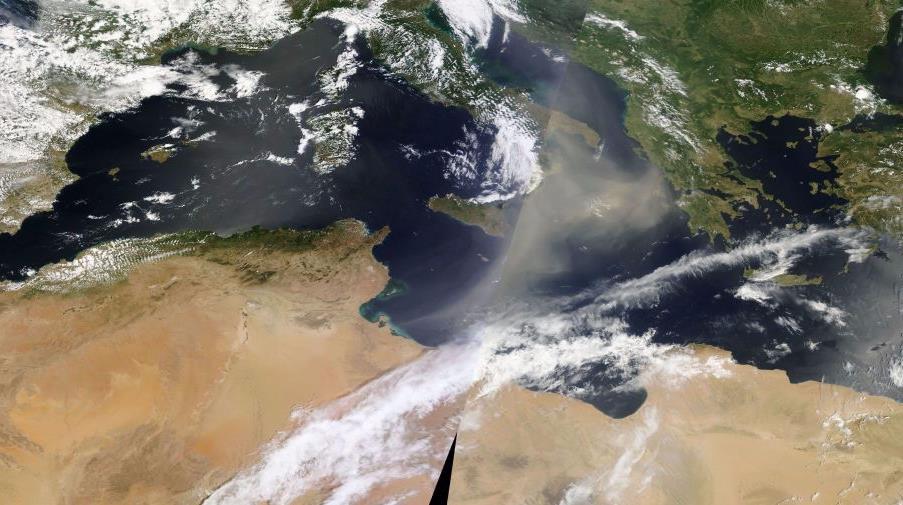 πραγματοποιηθεί υπό την παρουσία των νεφών.