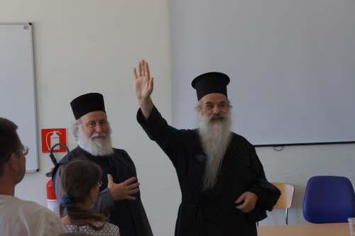 Νεκτάριος την ώρα της διδασκαλίας στο Τ.Ε.Ι. Αγ.
