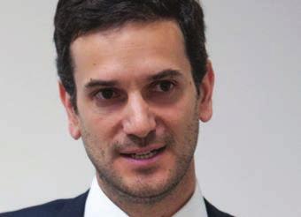 Κατανοεί τα προβλήματα και δίνει πίστωση χρόνου σε όποιον την χρειάζεται. Η εταιρεία μας προσέφερε εθελοντική βοήθεια σε ίδρυμα με παιδιά.