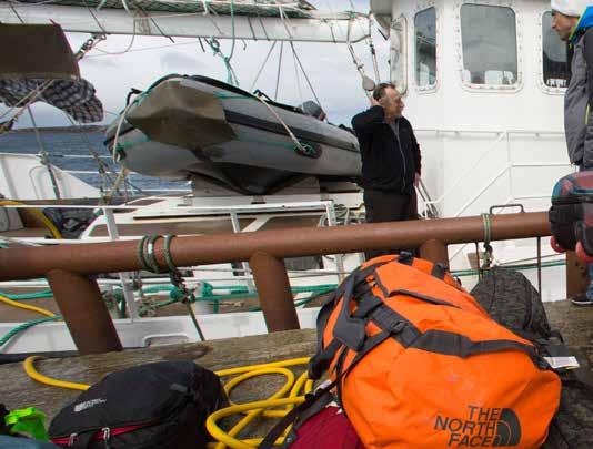 108 PACKS & BAGS Travel Duffles THE NORTH FACE Rolling Thunder 36 Αναγνωρίζεται από τον θηριώδη όγκο του καθώς κινείται στην ζώνη παραλαβής αποσκευών.
