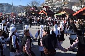 Το σφάξιμο των γουρουνιών δεν συνέπιπτε τις ίδιες ημερομηνίες κατά περιφέρειες.