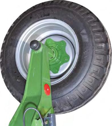 16 /BA/Wartung/Reifen/Schwader/Anziehdrehmoment der Räder am Fahrwerk Swadro TC 680_TC 760_TC 760 X-tr @ 222\mod_1392014049234_85.docx @ 1805142 @ 3 @ 1 Pos: 40.