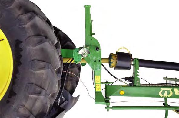 Pos: 30.9 /Überschriften/Überschriften 2/K-O/MMaschine an den Traktor ankuppeln @ 279\mod_1405350506791_85.docx @ 2150096 @ 2 @ 1 Pos: 30.