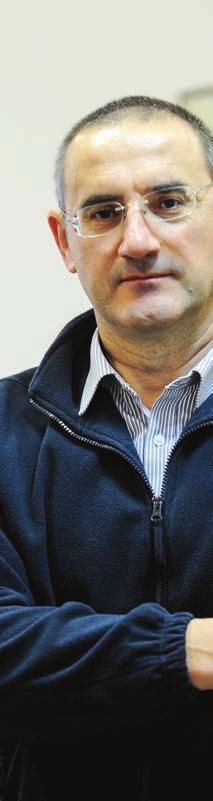 προτεραιότητες, σύµφωνα µε τον κ. Αρσένο. µένους παραγωγούς φαίνεται ότι αργά αλλά σταθερά ο τοµέας εκσυγχρονίζεται.