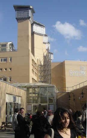 BIBLIOTECA Frederik Lanchester Library FLL Universitatea Coventry a construit o noua biblioteca universitara «cu consum redus de energie».