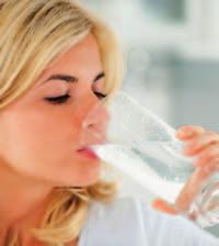 V letu 2010 so porabili povprečno 196 litrov ustekleničene vode na prebivalca. Ta podatek se vztrajno povečuje.