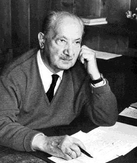 Οκτώβριος 2014 Martin Heidegger (1889 1976) Timeline 1889 1911 1916 1923 1927 1933 1949