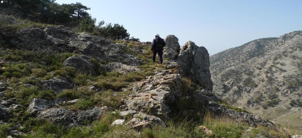(Φωτ. 15. «Το μονοπάτι της Λυγερής») 16.