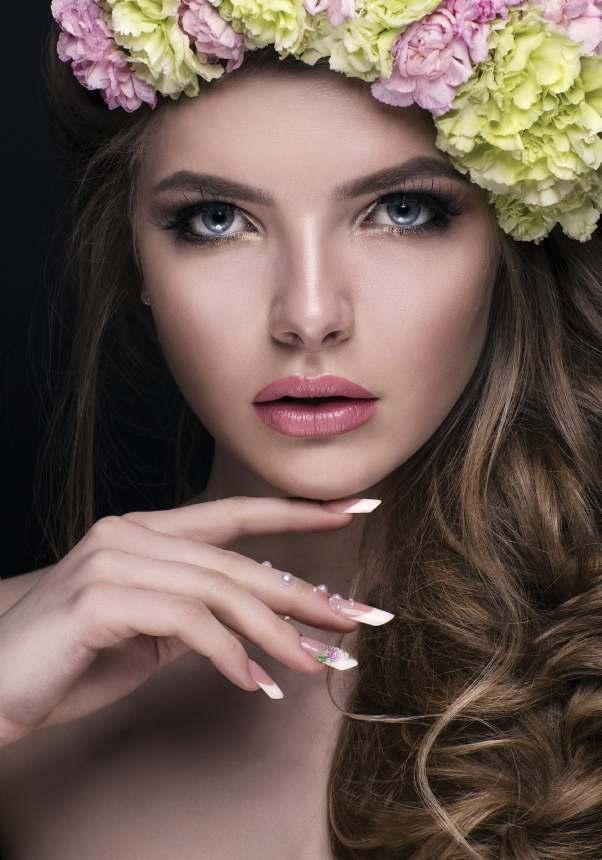 ΣΕΜΙΝΑΡΙΟ NAIL ART BASIC+: COMBI MANICURE ΓΡΑΜΜΙΚΟ ΜΕ ΑΚΡΥΛΙΚΕΣ ΜΠΟΓΙΕΣ ΓΡΑΜΜΙΚΟ ΜΕ GEL ΣΕΜΙΝΑΡΙΟ NAIL ART