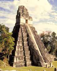 Οι Αζτέκοι και οι Ίνκας είχαν χτίσει, επίσης, ναούς στο σχήμα πυραμίδας, αρκετοί από τους οποίους σώζονται μέχρι