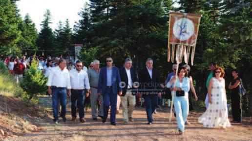 Σας παραθέτουμε τις δικές τους εντυπώσεις όπως τις κατέγραψε ο Σελλιανίτης Αντιπρόεδρος του Συλλόγου Ανδρέας Πάνος: «Την 17 & 18 Αυγούστου 2017, πραγματοποιήθηκε επίσκεψη από μέλη του Δ.Σ. και μέλη του Εκπολιτιστικού και Μορφωτικού Συλλόγου Κρυσταλλοπηγής, στο χωριό των Μαρμάρων Φθιώτιδας.