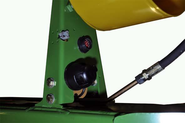 39 /BA/Inbetriebnahme/Schwader/Anschluss elektrische Bedienung/Anschluss elektrische Bedienung Swadro TC 680_760 @ 302\mod_1414052075029_85.docx @ 2355928 @ @ 1 Pos: 27.