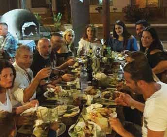 Ο αριθμός αυτός δείχνει την τεράστια επιτυχία του διαγωνισμού μας φέτος, που οφείλεται στη σκληρή δουλειά του Δικτύου Πωλήσεων, αλλά και στη στήριξη που