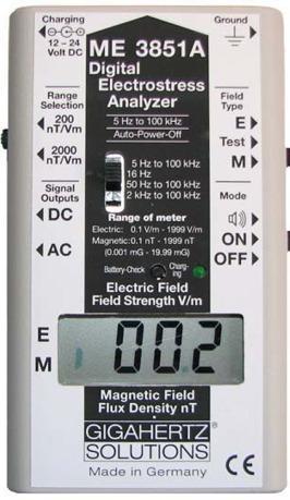 ΗΛΕΚΤΡΟΜΑΓΝΗΤΙΚΑ ΠΕΔΙΟΜΕΤΡΑ ME 3851A (GIGAHERTZ SOLUTIONS) Το συγκεκριμένο πεδιόμετρο καλύπτει όλες τις απαιτήσεις σύμφωνα με τις διεθνώς αναγνωρισμένες σουηδικές οδηγίες (TCO/MRP) για ακριβείς