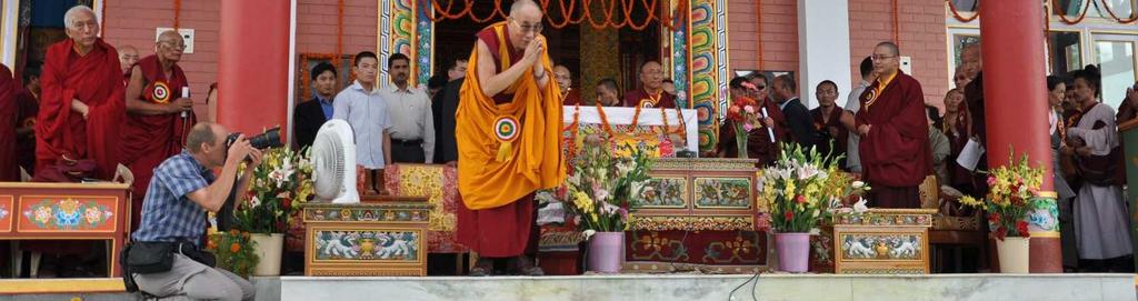 κυβέρνηση της κατεχόµενης χώρας του. Ο 14ος αλάι Λάµα Τενισίν Γκιάτσο δεν εκπροσωπεί µόνο τον ειρηνικό απελευθερωτικό αγώνα των Θιβετιανών.