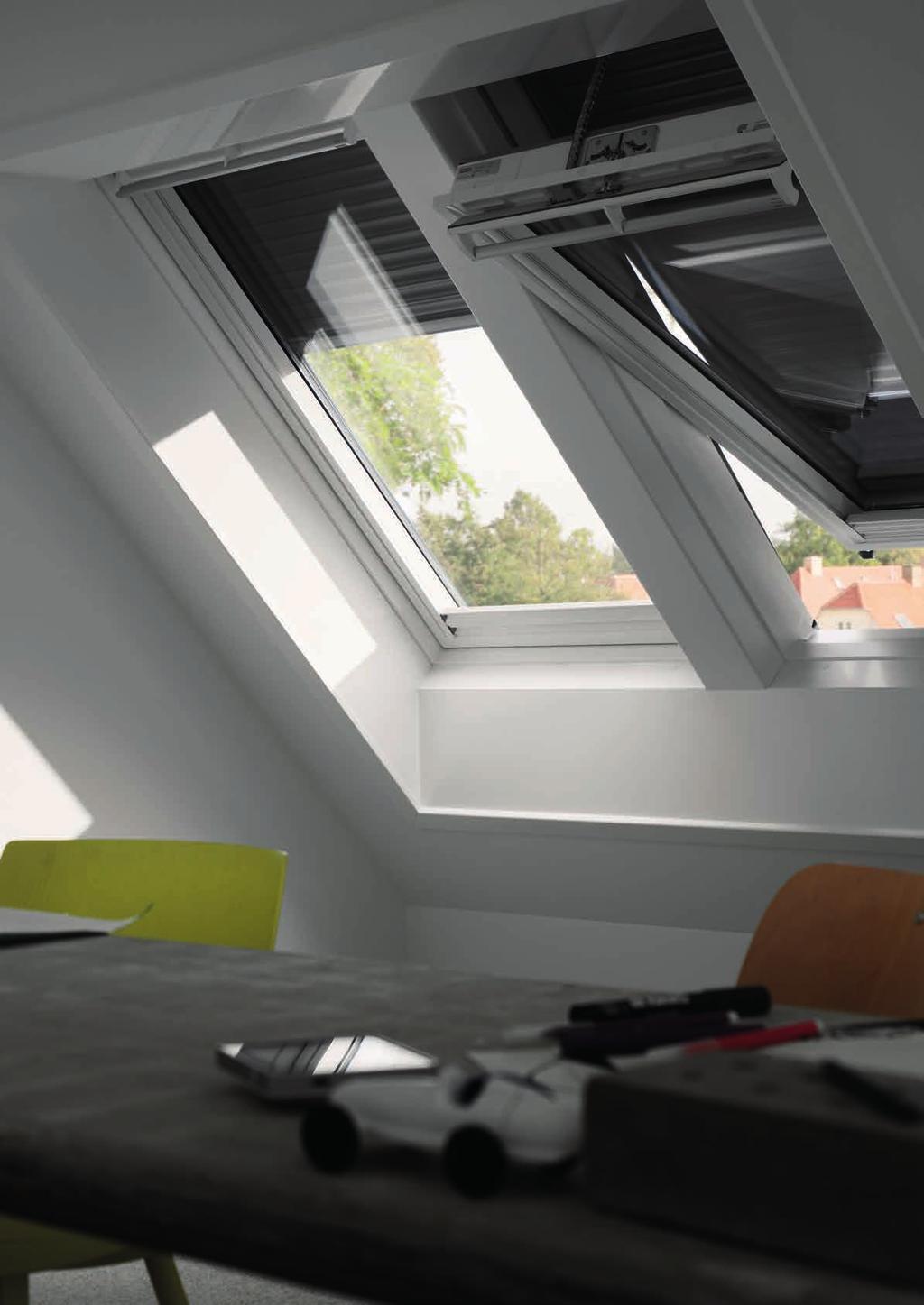 Všetky informácie o doplnkoch VELUX nájdete v katalógu Rolety a žalúzie.