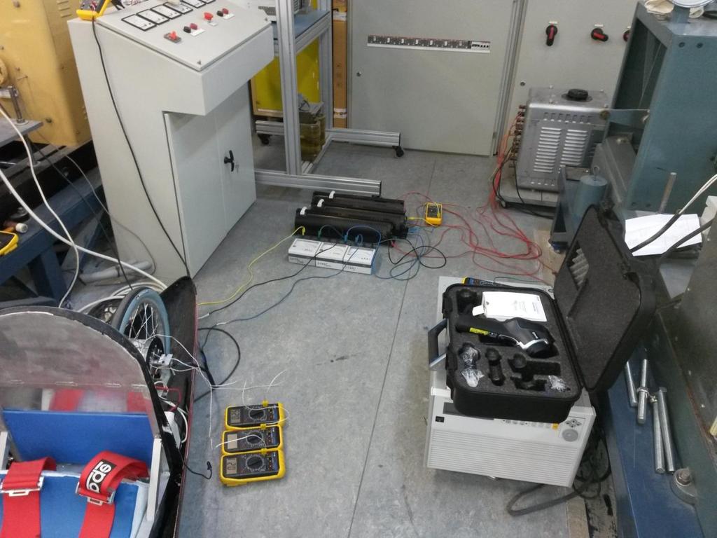 Τα θερμίστορ PTC (Positive Tem erature Coefficient, θετικού συντελεστή θερμοκρασίας) χαρακτηρίζονται από τον υψηλό θετικό συντελεστή θερμοκρασίας δηλαδή από την αύξηση της τιμής της αντίστασης τους