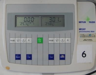 Κεφ. 6 Πειραματικό Μέρος 6. Μέθοδος μέτρησης αγωγιμότητας Η μέθοδος πραγματοποιείται για τον υπολογισμό της ηλεκτρικής αγωγιμότητας του στερεού σε υδατικό διάλυμα, με τη βοήθεια αγωγιμομέτρου.