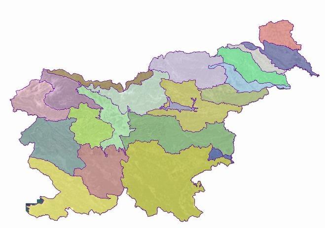 Zakaj moramo vodo varovati? Voda je naravna dobrina, ki je pogoj za življenje na zemlji.
