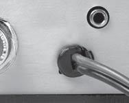 Difuzorul suplimentar trebuie sa aiba o impedanţă de 8 ohmi şi să aiba o putere de minim 4.0 wati. Când difuzorul suplimentar este conectat, difuzorul intern se deconectează automat.