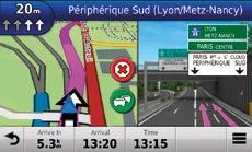 NAVIGÁCIA GARMIN Garmin PhotoRealTM zobrazuje blížiace sa križovatky pomocou fotorealistických obrázkov križovatiek a výjazdov s indikáciou jazdného pruhu v tvare šípky pre jasné navádzanie.
