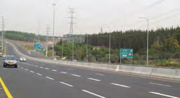 יותר בטיחות המערכת מגנה מפני מעבר לנתיב הנגדי באמצעות מוט מתיחה רציף המובנה בתוך