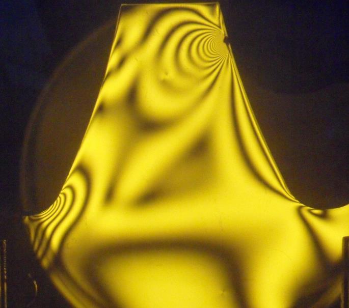 Παραρτήματα Παράρτημα I Σε αυτό το παράρτημα παρατίθενται τα αποτελέσματα μέτρησης με τη μέθοδο της φωτοελαστικότητας με χρήση μονοχρωματικού φωτός (λυχνία ατμών Na κίτρινο φως).