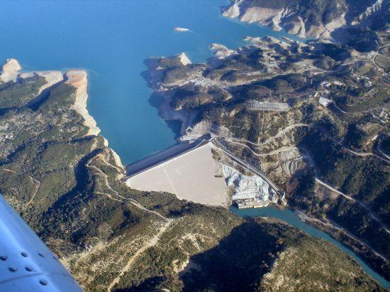 μικρϊν υδροθλεκτρικϊν ζργων ςτθν Ελλάδα λειτουργοφν ςε ορεινζσ περιοχζσ Τα