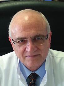 Ήταν Research Fellow στο Τμήμα Ενδοκρινολογίας και Σακχαρώδη Διαβήτη στην Ιατρική Σχολή Mayo Clinic και στο Τμήμα Βιοχημείας και Κυτταρικού Μεταβολισμού, Πανεπιστήμιο Οξφόρδης, Μεγ. Βρεττανία.