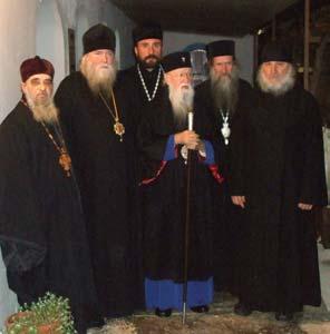 Θ Κατὰ τὴν πρωϊνὴ συνεδρίαν, ὁ Θεοφιλ. Αναπληρωτὴς Πρόεδρος ὑπεδέχθη στὴν κοινὴ Συνεδρίασι τὸν Σεβασμ. Επίσκοπο Οδησσοῦ καὶ Ταυρίδος κ.