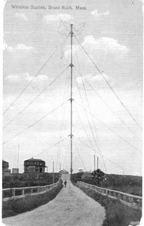 2. Sustavi analogne radiodifuzije U analognu radiodifuziju ubrajaju se načini prijenosa različitih tipova signala bez korištenja digitalnih modulacijskih tehnika.