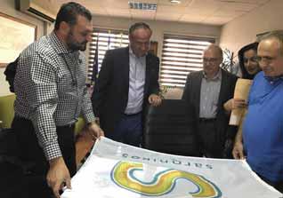 ιστορική μας ταυτότητα, αλλά και την ανάγκη να τη μεταλαμπαδεύσουμε στις επόμενες γενιές.